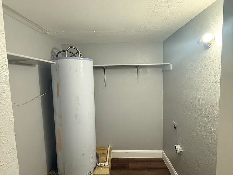 2435 Sunflower Dr #1 — Photo 8