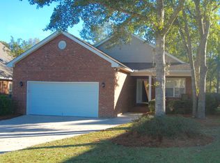 108 Oakview Cir, Manning, SC 29102