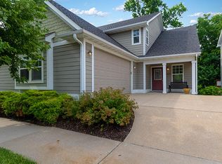 4109 Town Square Dr, Columbia, MO 65203