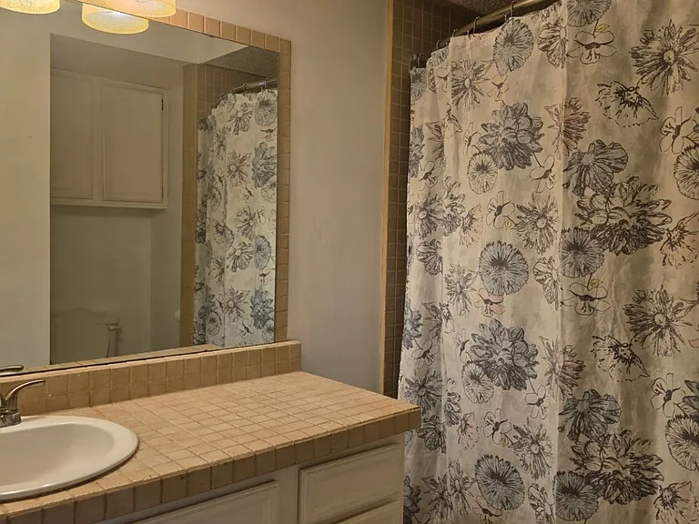 2854 E 90th St #1508 — Photo 16