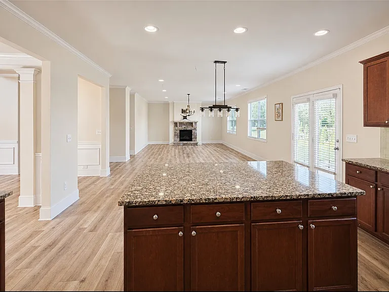 7770 Harbison Hollow Ln — Photo 12