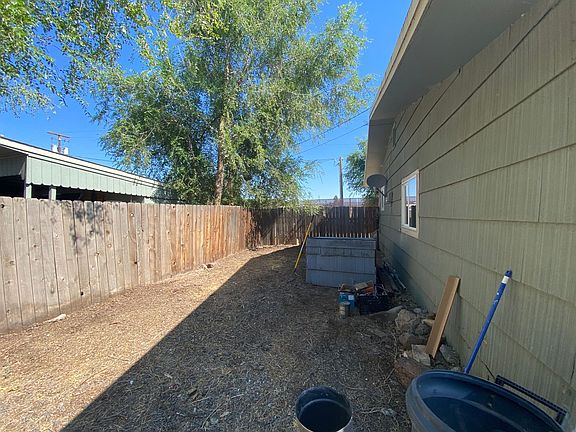 2nd image of 1264 NW Markuson Dr