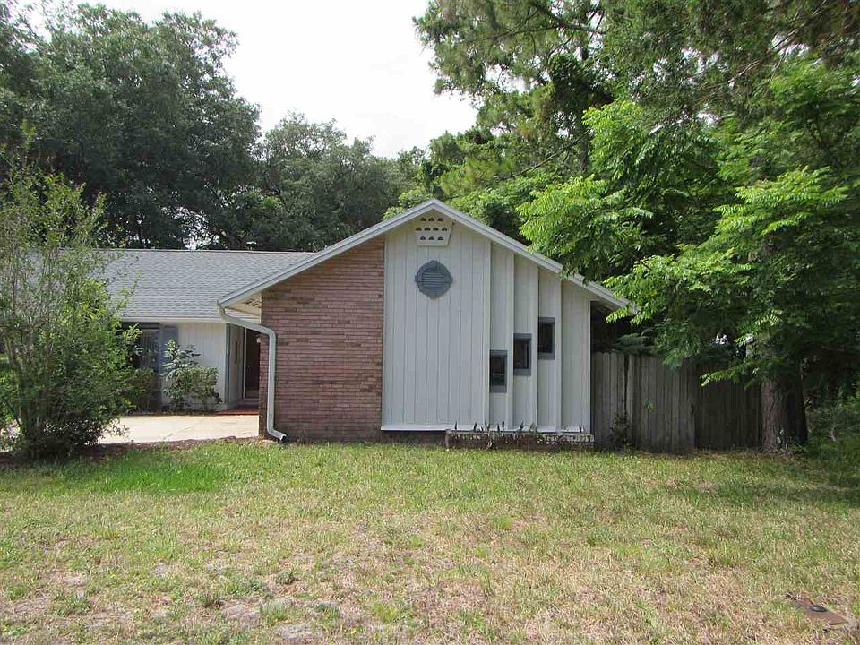 1st image of 541 Fox Hollow Ln