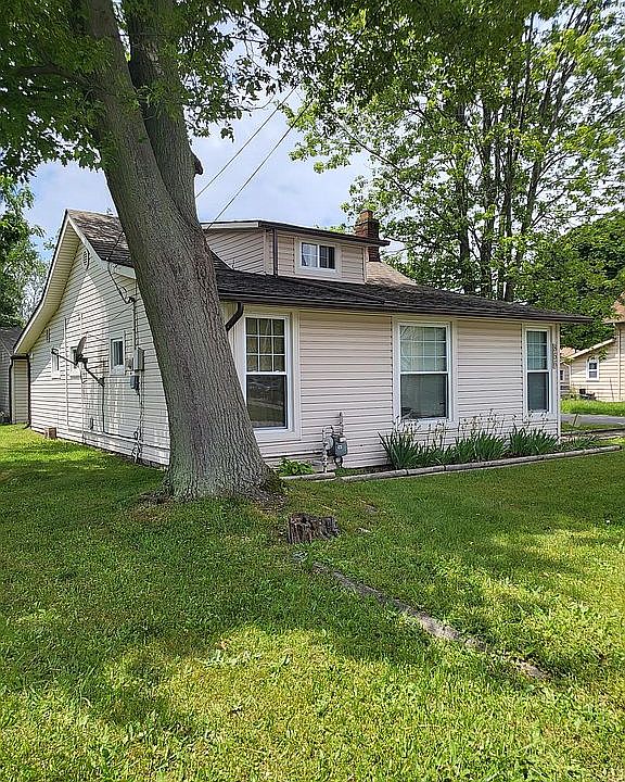 1st image of 856 Peach Blvd