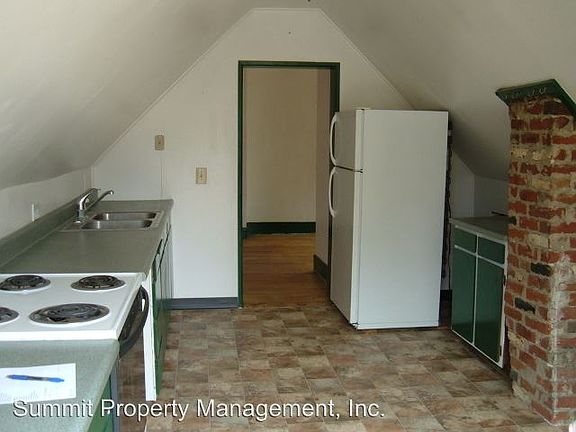 3rd image of 528 1/2 S 5th St W