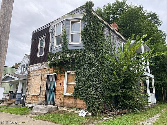 3rd image of 3661 E 59th St