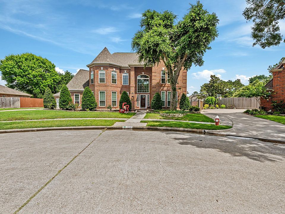 1st image of 21507 Ganton Dr