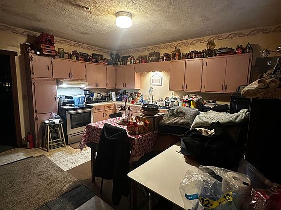 3rd image of 1319 4th St