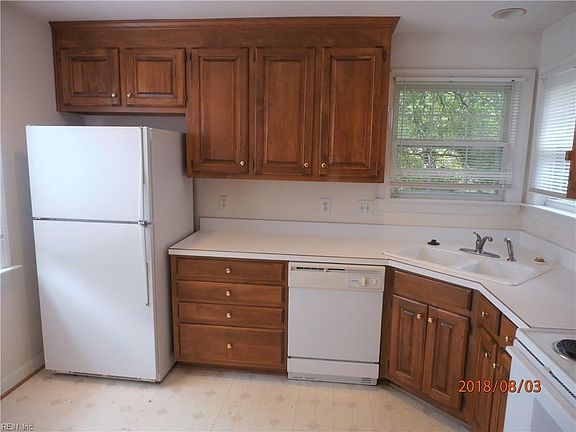2nd image of 967 Brick Kiln Blvd