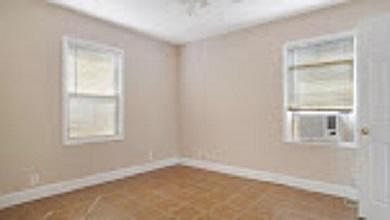 4th image of 207B N College St