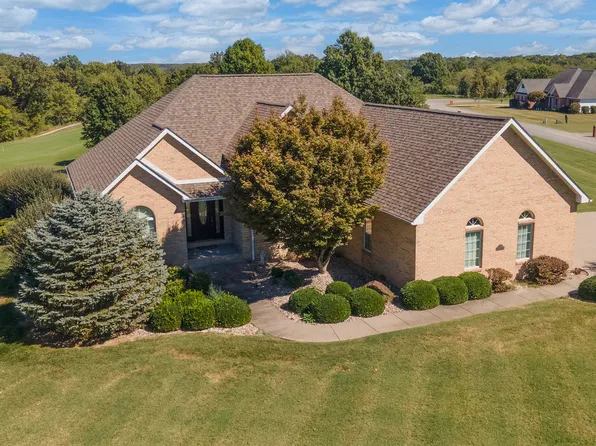 33 Bogey Ln, Makanda, IL 62958