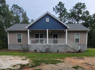 2915 Paradise Lakes Rd, Chipley, FL 32428