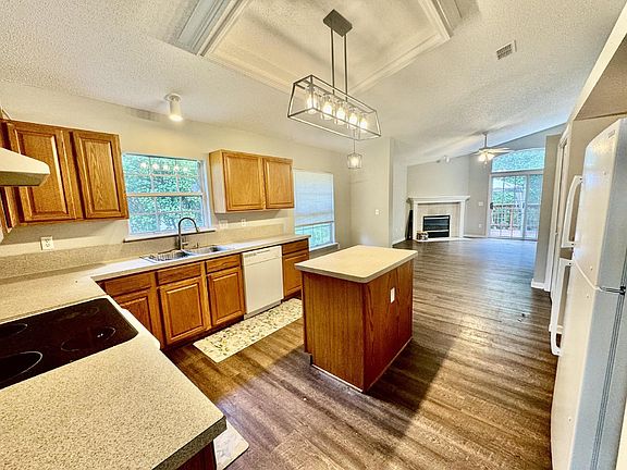 4th image of 12295 Sumter Square Dr E