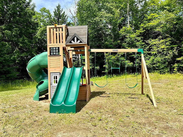 167 E Countryside Rd — Photo 31
