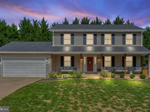 7589 Myers Ct, Warrenton, VA 20187