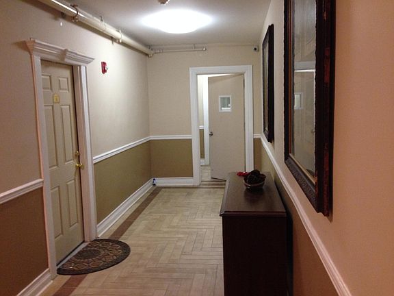 3rd image of 1305 Clinton Ave APT 7