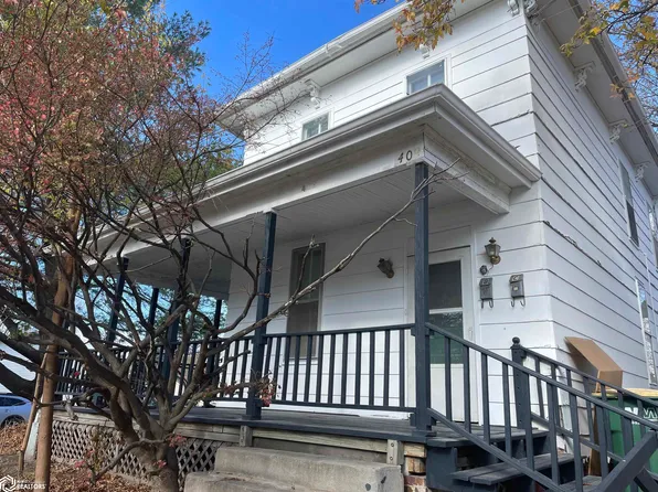 409 W Hempstead Ave, Fairfield, IA 52556