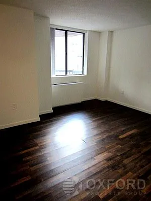 Rented by Oxford Property Group | media 13