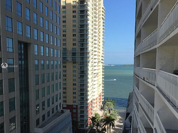 2nd image of 1200 Brickell Bay Dr APT 1815
