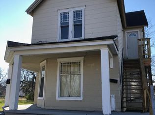 31 1/2 W Southern Ave, Springfield, OH 45506