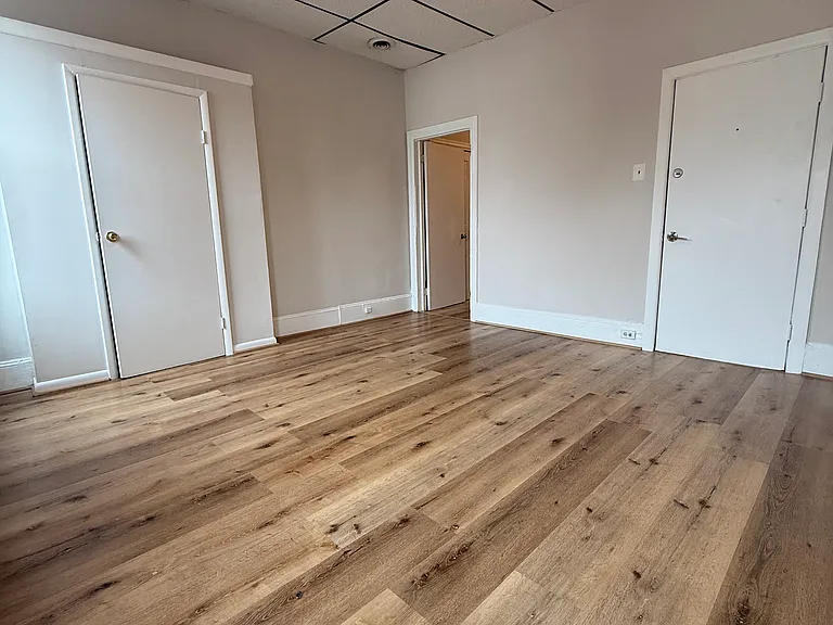 Bedroom #1