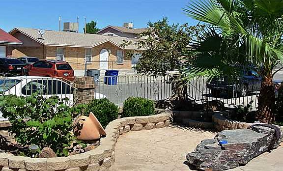 3rd image of 932 Saint Catherine Dr