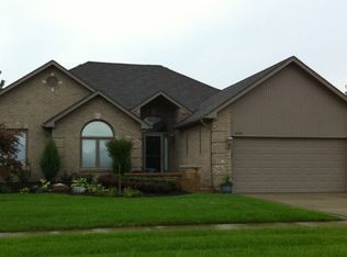 21375 Marina Cir, Macomb, MI 48044