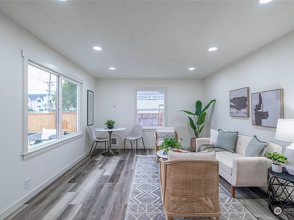 4th image of 4809 S Pine Street