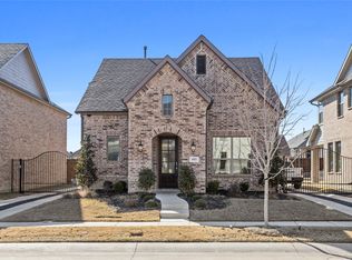 1921 Temple Hls, Van Alstyne, TX 75495