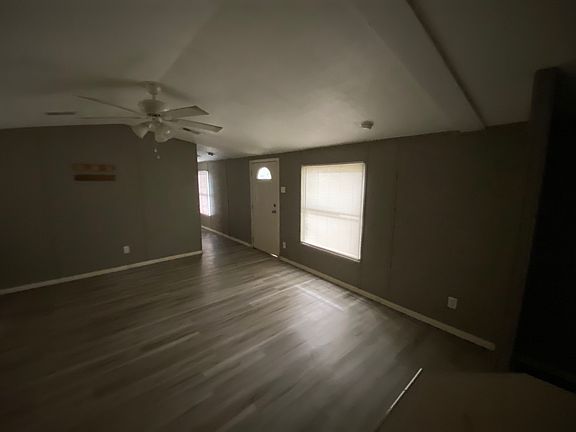 5th image of 122 Summit Ridge Dr
