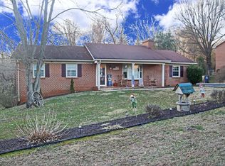 140 Wedgewood Pl, Madison Heights, VA 24572