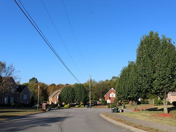 5th image of 104 S Laurens Way