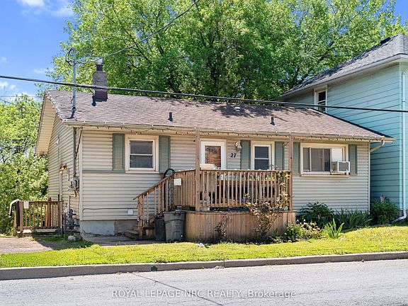 2nd image of 27 Gale Cres