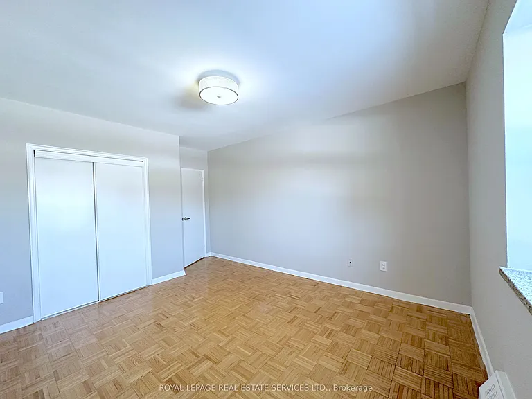 32 Carluke Cres #201 — Photo 10