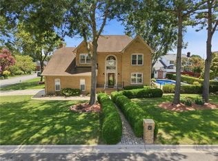 608 Archer Ct, Chesapeake, VA 23322