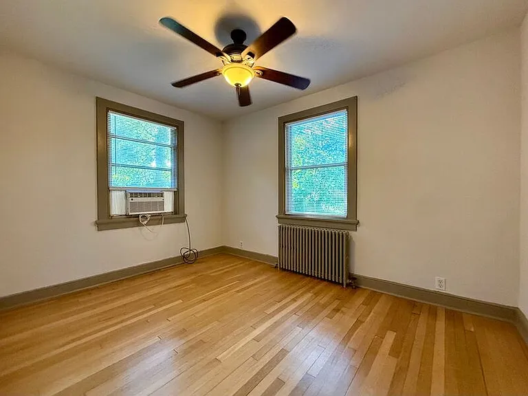 1400 Kenmore Ave #D2 — Photo 11
