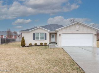 5903 Soverign Ct, Louisville, KY 40258