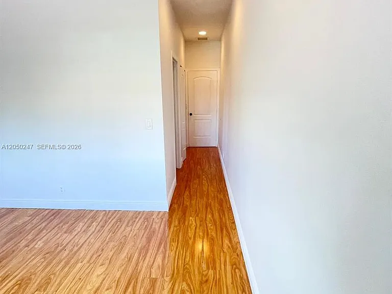 2307 Washington St #4 — Photo 17