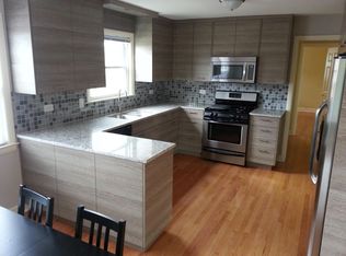8060 N Oriole Ave APT 2, Niles, IL 60714