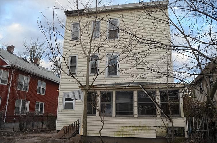 2nd image of 24 Vine St