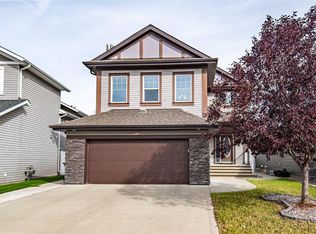 205 SW Van Slyke Way, Red Deer, AB T4R0N7