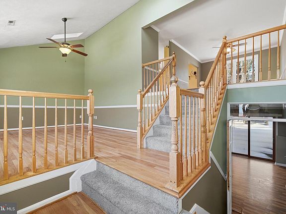 4th image of 3242 Rector Lookout St