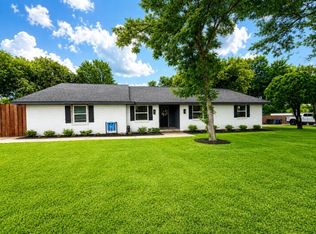 112 Lariat Trl, Ovilla, TX 75154