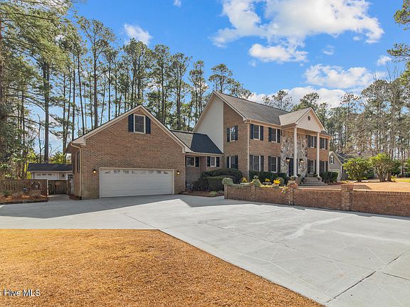 5th image of 1105 Greenway Drive