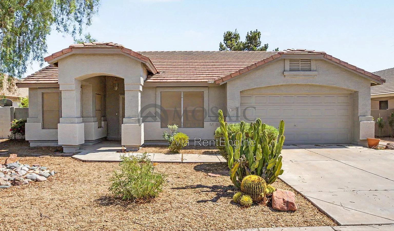 3 bed, 2.0 bath, 1345 sqft, $2,199 — Photo 2