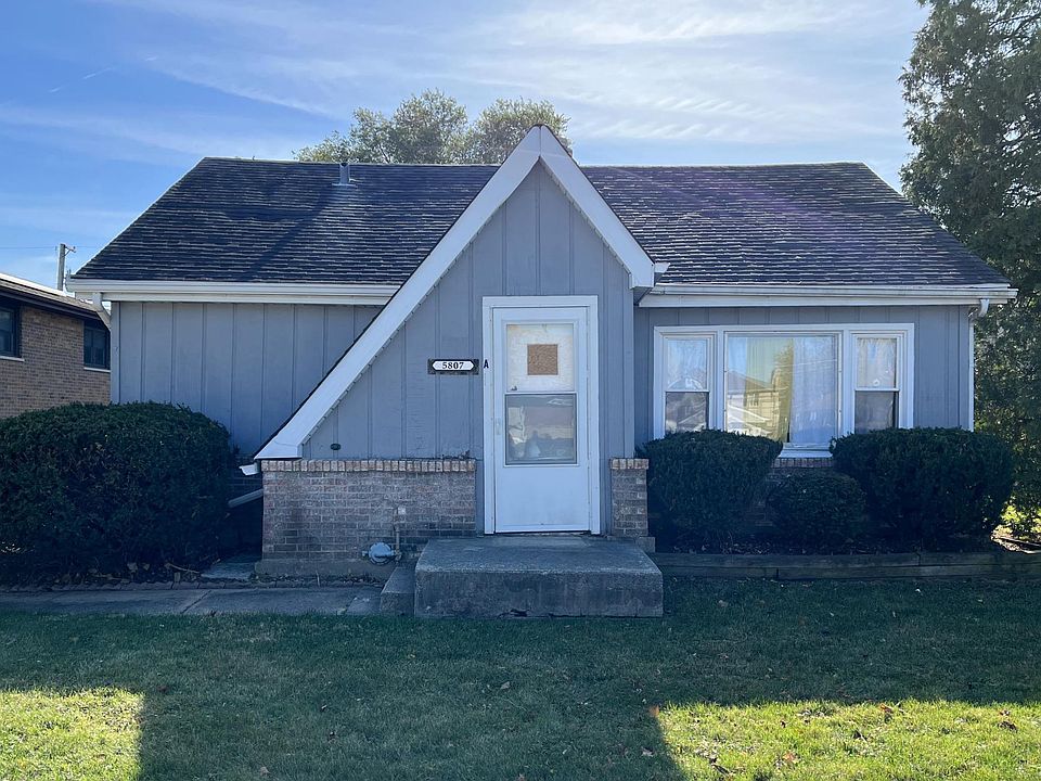 1st image of 5807 W 89th St