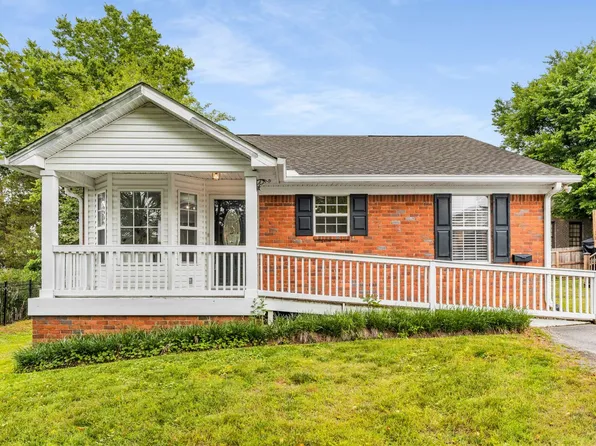 2418 Abbott Martin Rd Unit C, Nashville, TN 37215