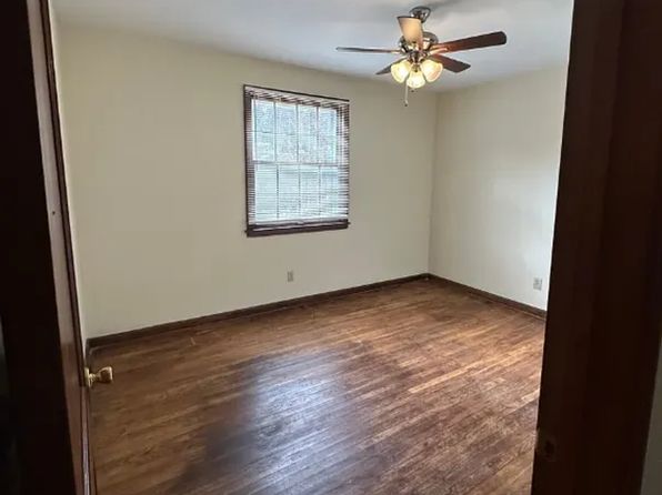 7558 Fox Fern Dr