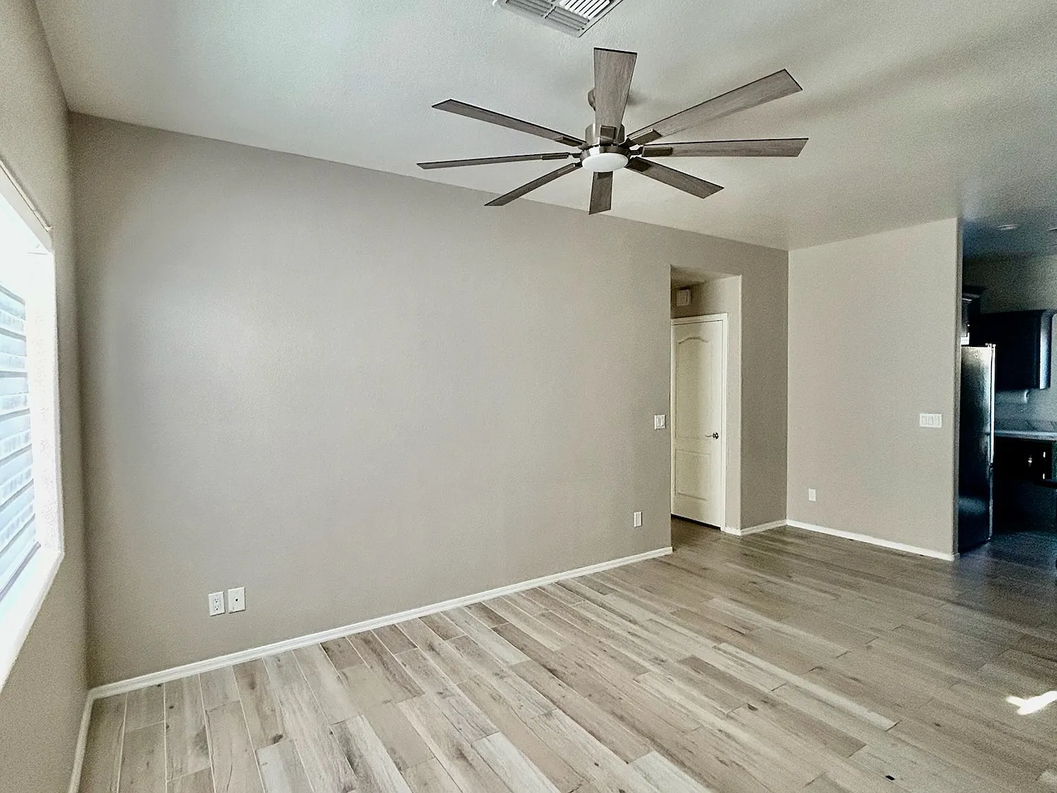 2 bed, 840 sqft, $1,450 — Photo 1