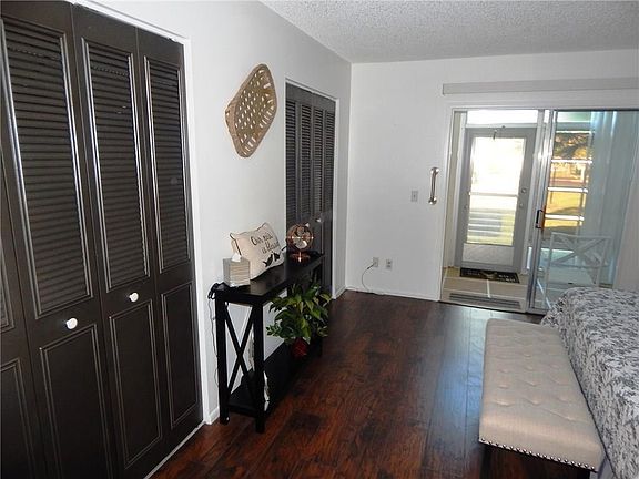 5th image of 42 Vista Gardens Trl